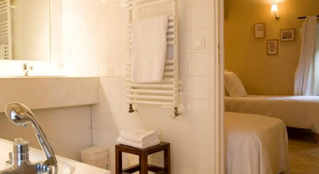 Трёхместный номер Standard с видом на сад Hotel La Bougnate