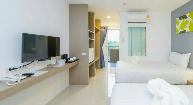 Номер Standard с балконом Trat City Hotel