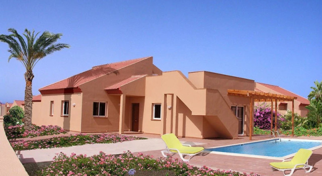 Villa privada en Corralejo, Забронировать Вилла Отели Канарских островов с бассейном, Бассейн