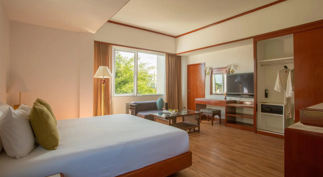 Двухместный полулюкс Centara Life Hotel Mae Sot