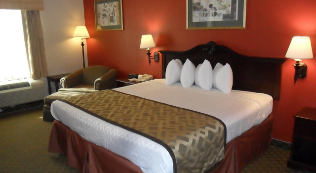Номер Standard Days Inn by Wyndham Laurel MS