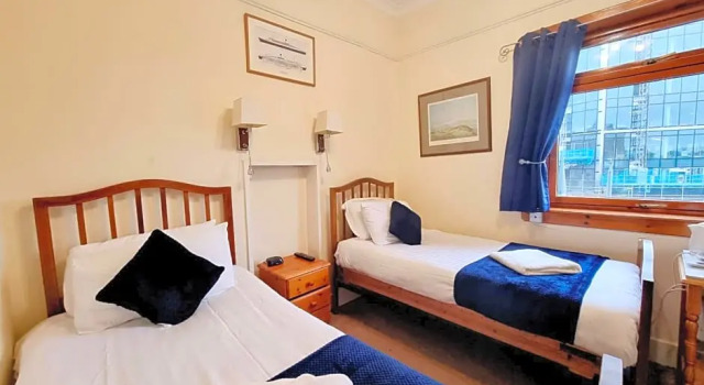 Номер Deluxe The Guards Hotel