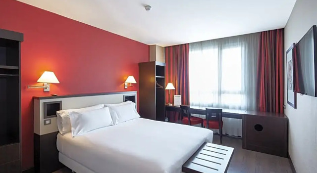 Номер Classic Sercotel Sant Boi