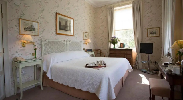 Номер Deluxe Middlethorpe Hall & Spa