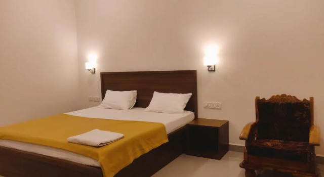 Deluxe Kahden hengen huone Morjim Sunset Hotel - 300 Meter to Morjim Beach with Pool & Kitchen Apartments