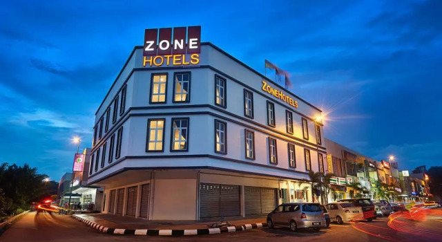 Двухместный номер Superior ZONE Hotels