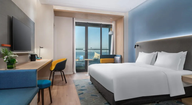 Двухместный номер Standard с видом на море Holiday Inn Express Dalian Golden Pebble Beach by IHG