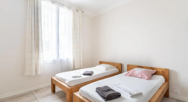 Air-conditioned 3 bedroom Pont du Las - Dodo et Tartine, Забронировать Апартаменты/квартира Тулон Var coast, рядом с Stade de Bon Rencontre