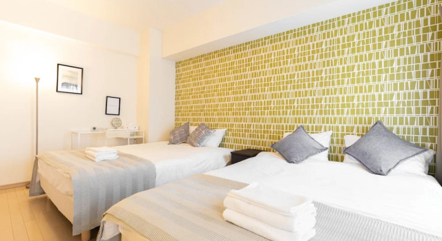 Апартаменты Luxury Shinsaibash East Nana Apartment · Junan