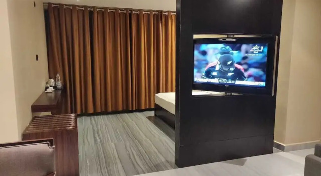 Люкс Deluxe Chinmaye Inn