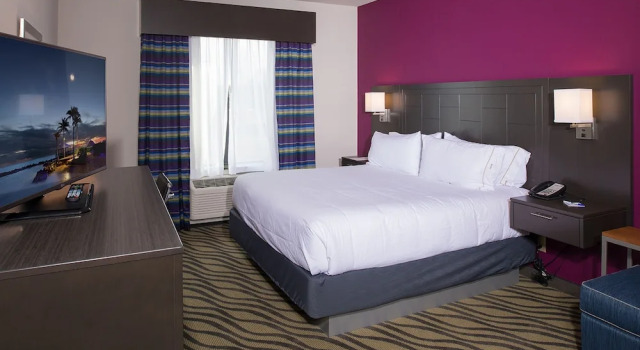 Двухместный люкс Holiday Inn Express Hutchison by IHG