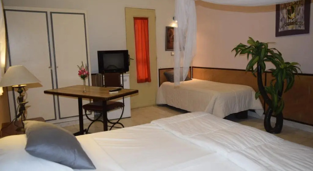 Fana Hotel