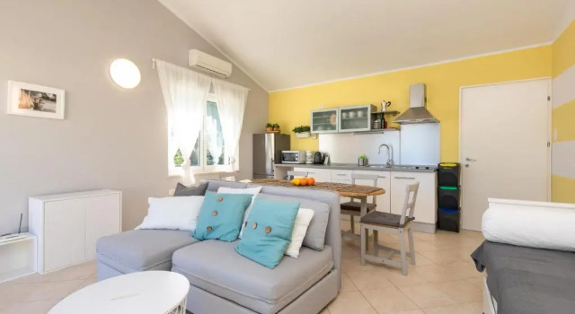 Apartment PORTAPISANA just 50m from the beach, Забронировать Апартаменты/квартира Апартаменты Крка, рядом с Krk Harbour, Апартаменты/квартира