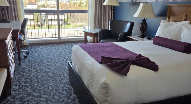 Двухместный номер Premier с балконом The Royal Anne Hotel