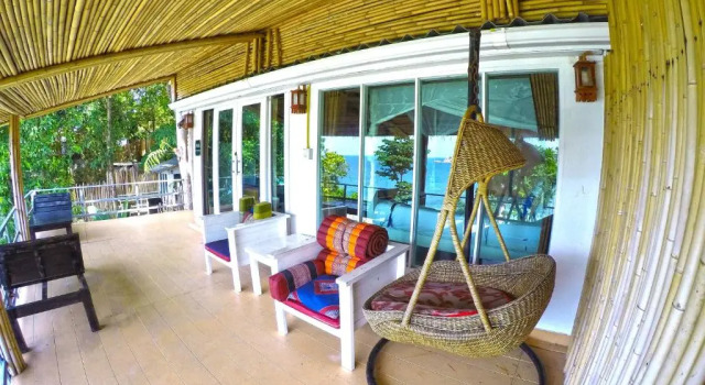 Семейный номер Standard с видом на море Taatoh Seaview Resort - SHA Plus