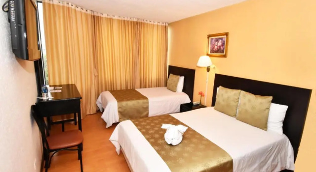 Номер Deluxe Hotel Montecarlo - Piscina & Desayuno Buffet Incluido