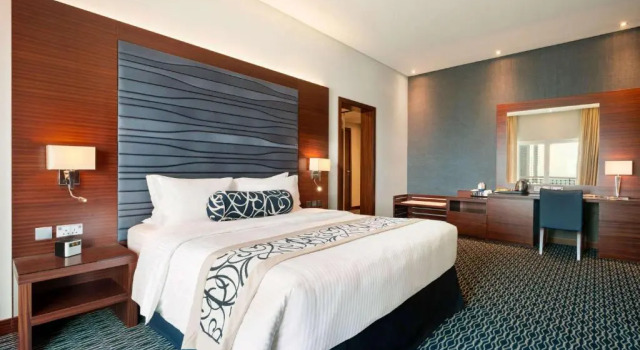 Двухместный номер Superior Ramada Resort by Wyndham Manama Seef