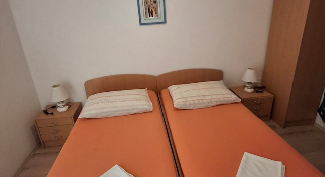Apartments Marino, Book Lejlighed Hoteller i Split Region med parkering, Parkering