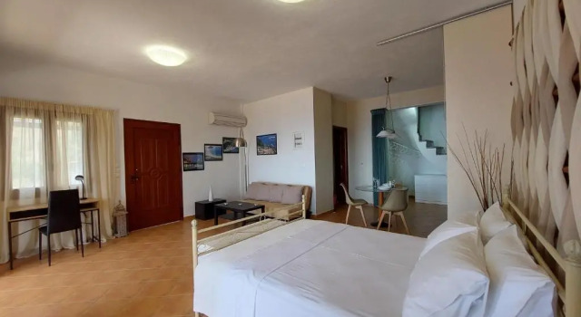 Cyan Studio Deluxe with Sea View - Free Parking, Забронировать Отель Отели Глоссы с парковкой, Парковка