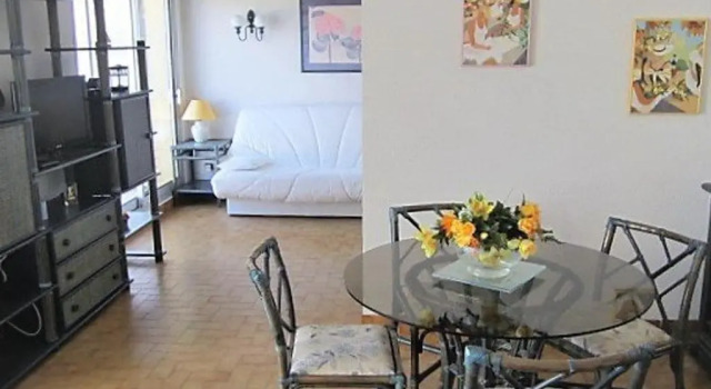Appartement Le Lavandou, 3 pièces, 8 personnes - FR-1-251-81, Забронировать Апартаменты/квартира Отели Ле-Лаванду с бассейном, Бассейн