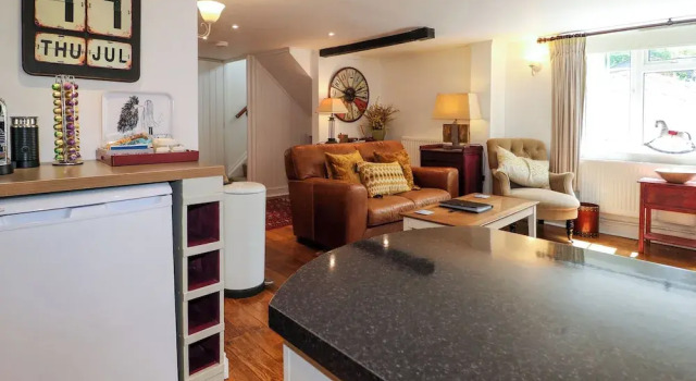 Коттедж с балконом Woodend Annexe