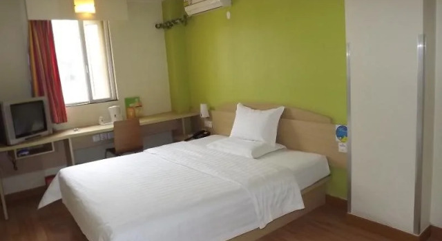 7 Days Inn Langfang Bazhou Shengfang Branch, Book Hotel Langfang Hebei