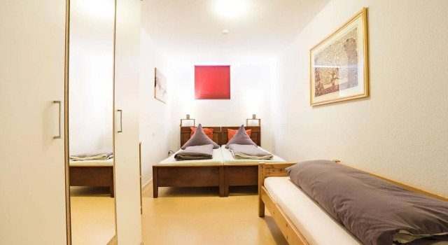 Pension & Appartments Landhaus Bettina Fulda, Book Vacation Home Hotels in Fulda with Parking, Parking