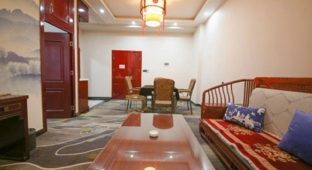 Семейный люкс TONGSHENGBUSINESSHOTEL