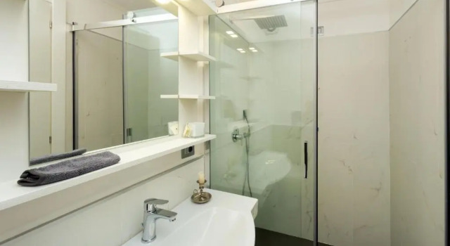 Полулюкс Deluxe Il Tesoro Smart Suite & SPA