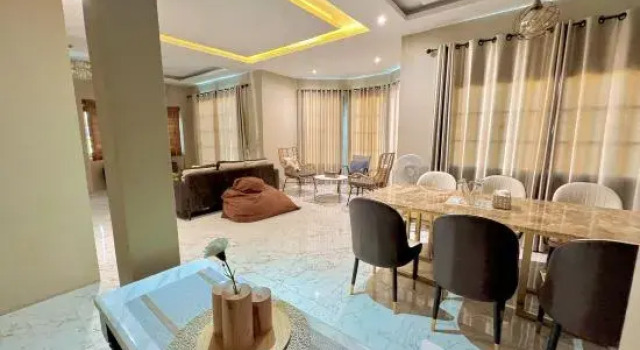 JM Pool Villa