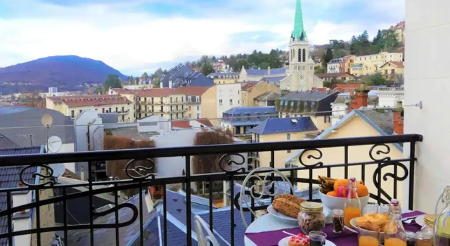 Le Riviera Lodge - Magnifique studio de 35m2 avec terrasse panoramique et garage privatif, Prenota Hotel Hotel a Alvernia con parcheggio, Parcheggio
