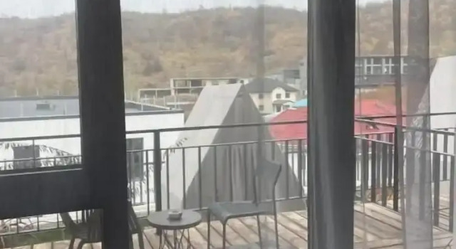 Полулюкс с балконом Inn OZZ Almaty