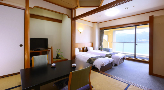 Номер Japanese-Western Superior с видом на океан KAMENOI HOTEL Nachi Katsuura Kumano Kodo