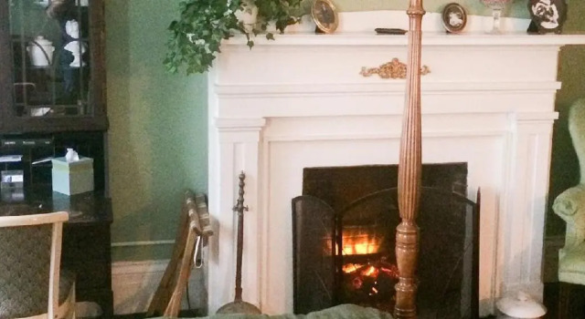 Munro House B And B, Varaa Hotelli Jonesville Michigan