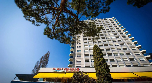 Hotel Mona