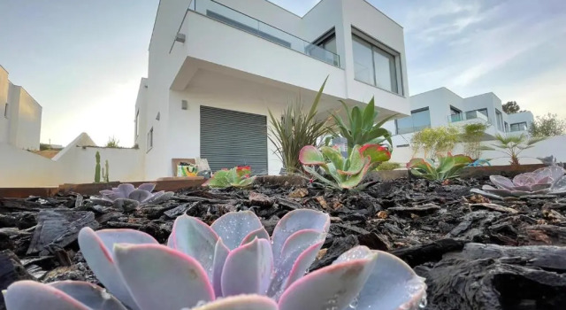 Вилла Cairnvillas: Villa Terra C39 - Luxury Villa with Private Swimming Pool near Beach