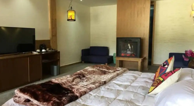 Номер Comfort Shangri-La Youyou Inn