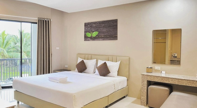 The Coconut Hotel, Забронировать Отель Лампанг Lampang Province