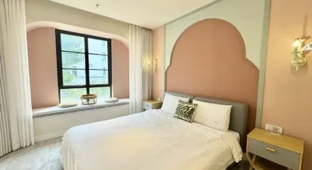 Люкс LES FLEURS Designer Homestay