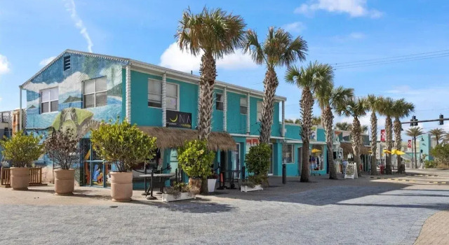 111 S Atlantic Ave, Varaa Hotelli Hotellit Space Coast pysäköinnillä, Pysäköinti