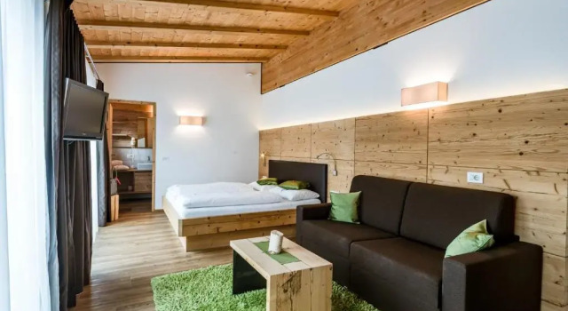 Номер Deluxe Garni Apartments Mezdi