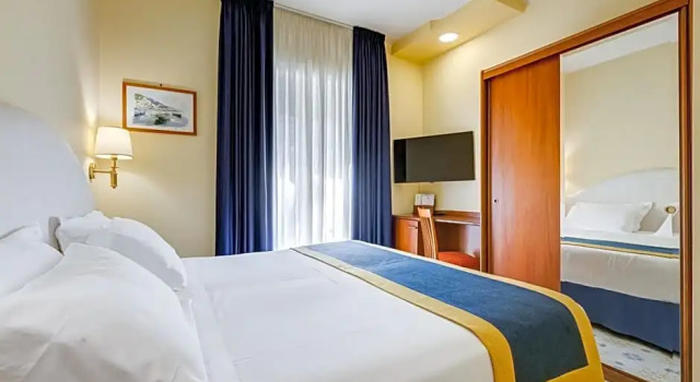 Четырёхместный номер Economy Best Western Hotel La Solara
