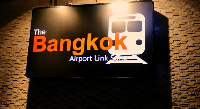 Кровать в общем номере Collection O The Bangkok Airport Link Suite