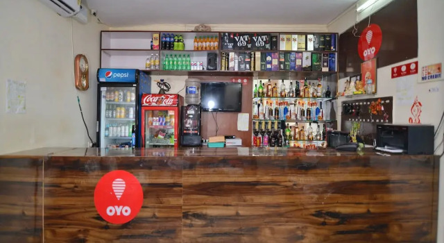 OYO 7206 Spartan Inn, Prenota Hotel Calangute 
