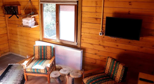 Derin Irmak Bungalow, Varaa Hotelli Hotellit Marmara-alue pysäköinnillä, Pysäköinti