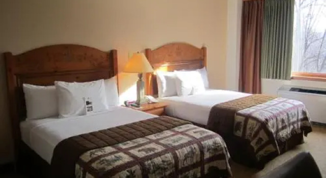 Overlook Lodge at Bear Mountain, Book Hotel Highland Falls Hudson Valley