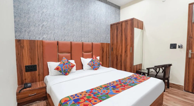 Номер Premium Fabhotel The Vrindavan Inn