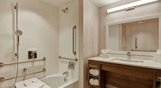 Двухместный люкс Home2 Suites By Hilton Beaufort