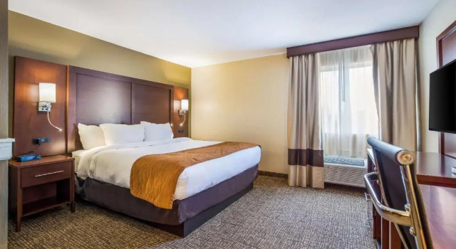 Люкс Comfort Inn & Suites Fairborn near Wright Patterson AFB