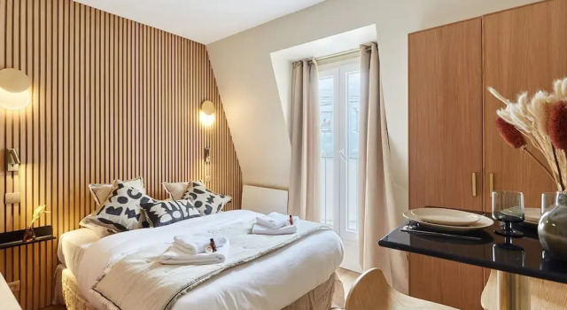 Superbe Studio Tour Eiffel Trocadero by Studioprestige, Забронировать Отель Париж Иль-де-Франс, рядом с Maison de Balzac